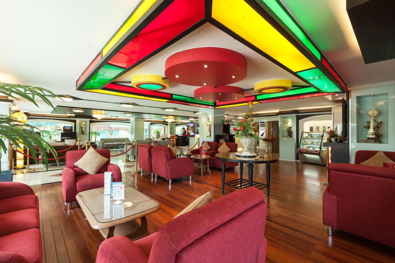 Vabua Asotel Bangkok Bagian luar foto